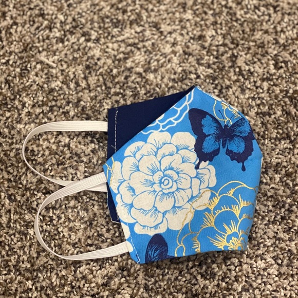 Mask - Picture 3 of 3